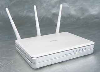 Illustration for article titled The Ultimate Router Battle